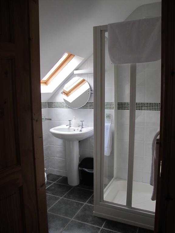 Riversdale House Accommodation Laragh Phòng bức ảnh